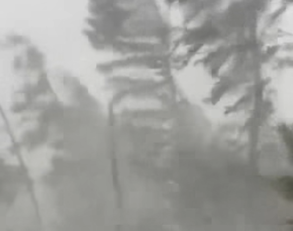 Snažno nevrijeme praćeno gradom pogodilo Sloveniju