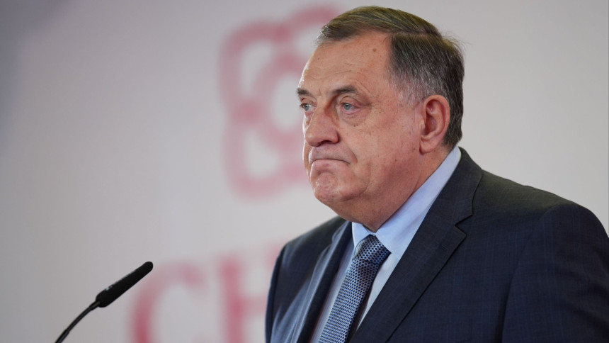 Додик потписао пријаву СНСД-а за изборе, ЦИК одлучује