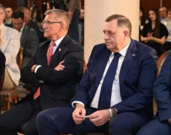 Додиков главни лобиста ушао у сукоб са Трампом