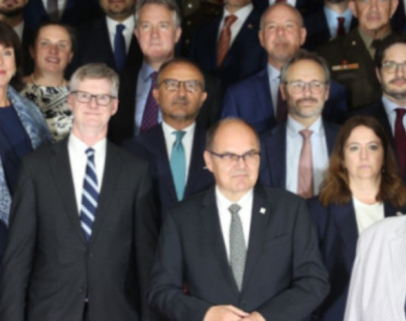 PIC: Nema dogovora oko naslednika Kristijana Šmita