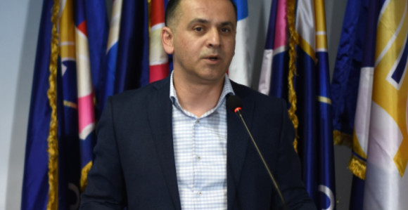 Не бранимо СДС од њега самога већ га стварајмо већим и снажнијим!