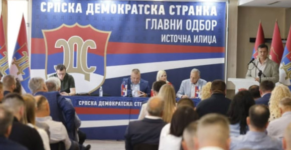 Црвени аларм: Ко је то постао звијезда режимских медија?!