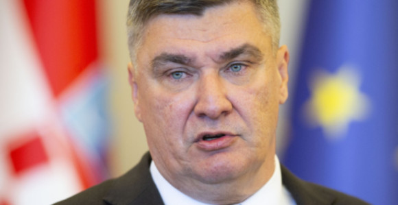 Zoran Milanović oduzima odlikovanja Branimiru Glavašu