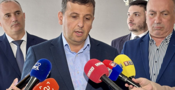 Vukanović: Sve se vrtjelo oko para?