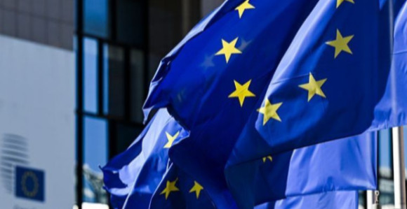 Брисел исплаћује прву траншу од 90 милијарди евра кредита Украјини