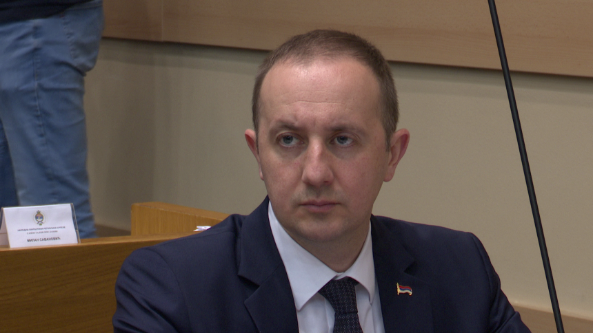 Минићу, приватизацију у Шамцу спровео СНСД, а не СДС!