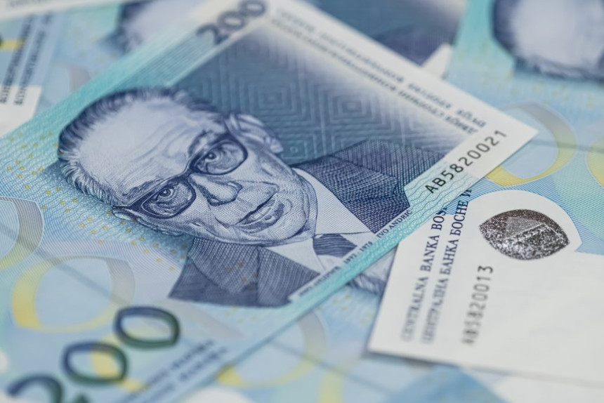ЕРС за четири мјесеца подигла 80 милиона КМ кредита