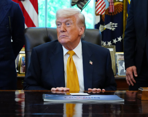 Трамп затражио од Израела да пристане на прекид ватре