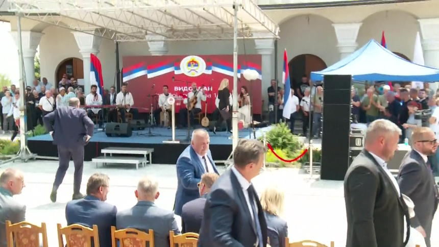Додик злоупотријебио обиљежавање пробоја коридора, делеагција СДС-а са предсједником Бранком Бланушом напустила скуп када је он изашао за говорницу