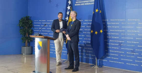 Агенција за заштиту личних података крши законе