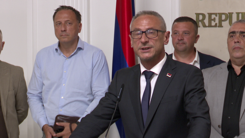 Велике промјене за запослене у јавним установама Српске