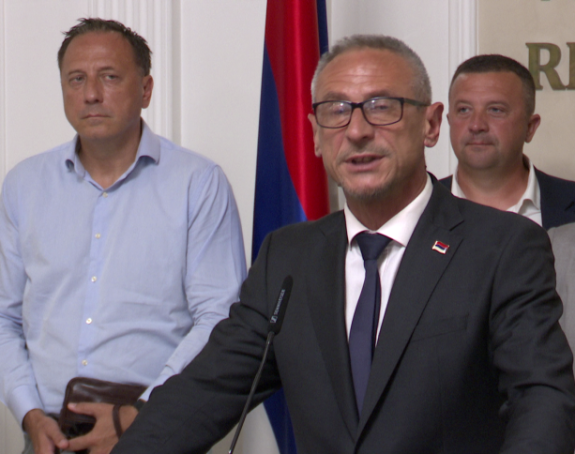 Велике промјене за запослене у јавним установама Српске