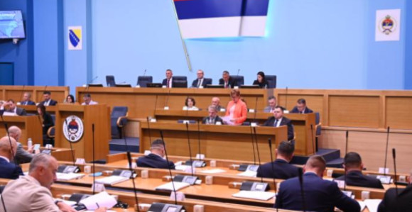 Kompenzacije i rokade izmijenile izgled Skupštine