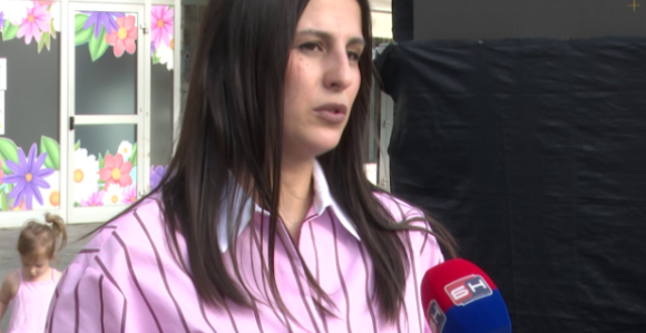 Бројчаник на Тргу Крајине упозорење на дуг који расте