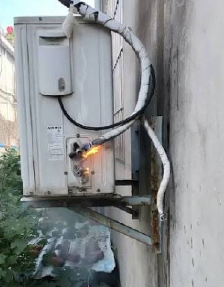 Zapalila se klima u stanu, dvije osobe povrijeđene