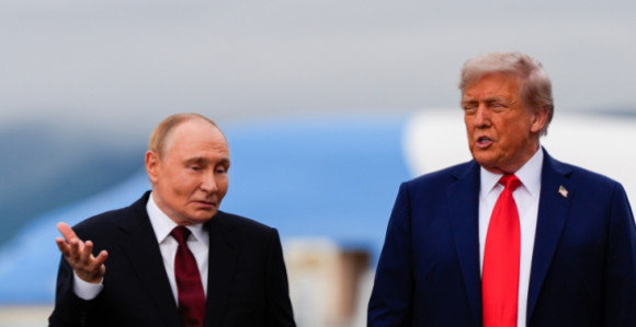 Разговарали Путин и Трамп "пословно и веома конструктивно"