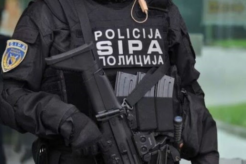 На основу Интерпол потјернице ухапшено једно лице