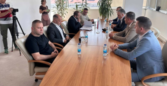 Влада Српске и званично предала Руфију објекте у НП „Сутјеска“