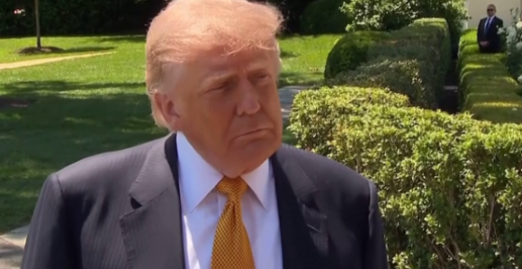 Трамп о сусрету са Санчезом: Немам проблем с њим (ВИДЕО)