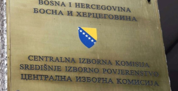 CIK STRANKAMA PODIJELIO KARTE: Poznat kompletan redoslijed na glasačkim listićima!