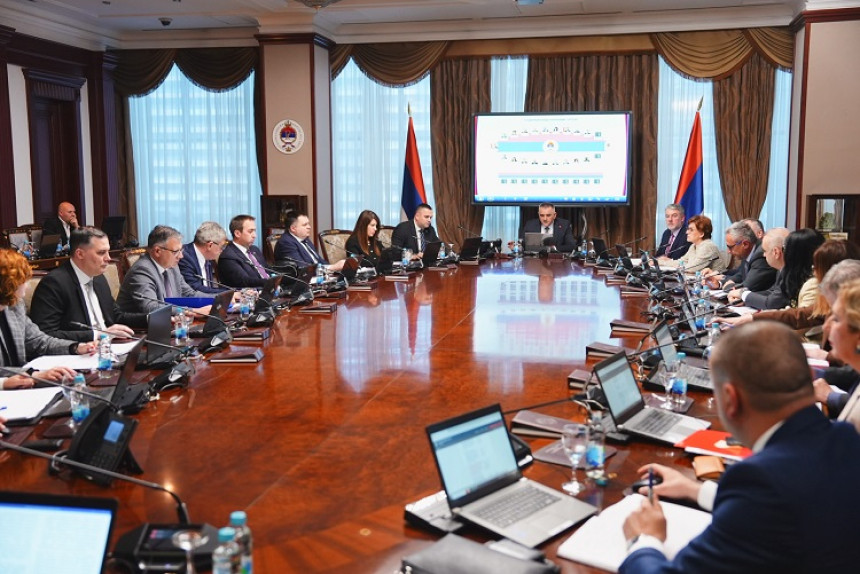Minić i ministri u Vladi Srpske dobili povišice