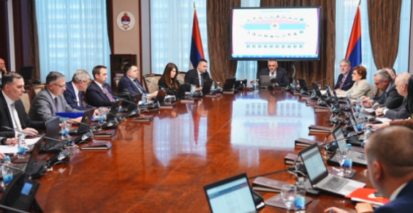 Minić i ministri u Vladi Srpske dobili povišice
