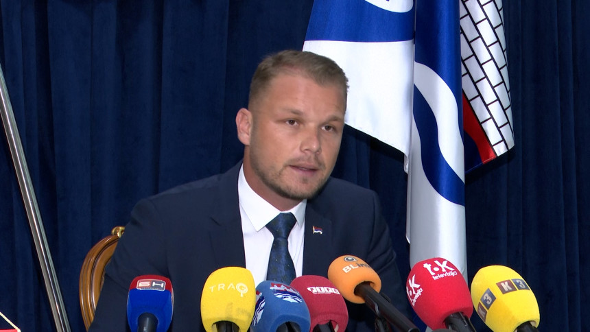 Stanivuković odgovorio Amidžiću: Pobrkao si lončiće