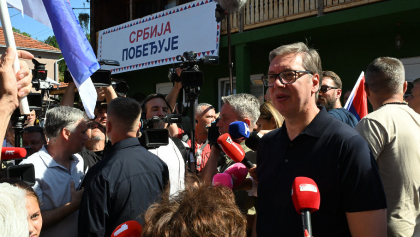 Вучић: Биће значајно повећање пензија, плата и минималца