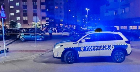 Elez i Ždrale ponovo u ratu, Ćosić ih moli za pristojno ponašanje