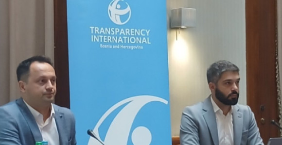 "ЦИК БиХ толерише Додикову злоупотребу јавних ресурса"