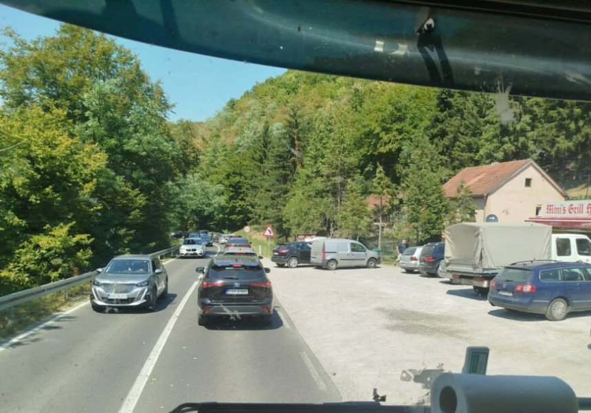 Teška nesreća kod Banjaluke, ima povrijeđenih