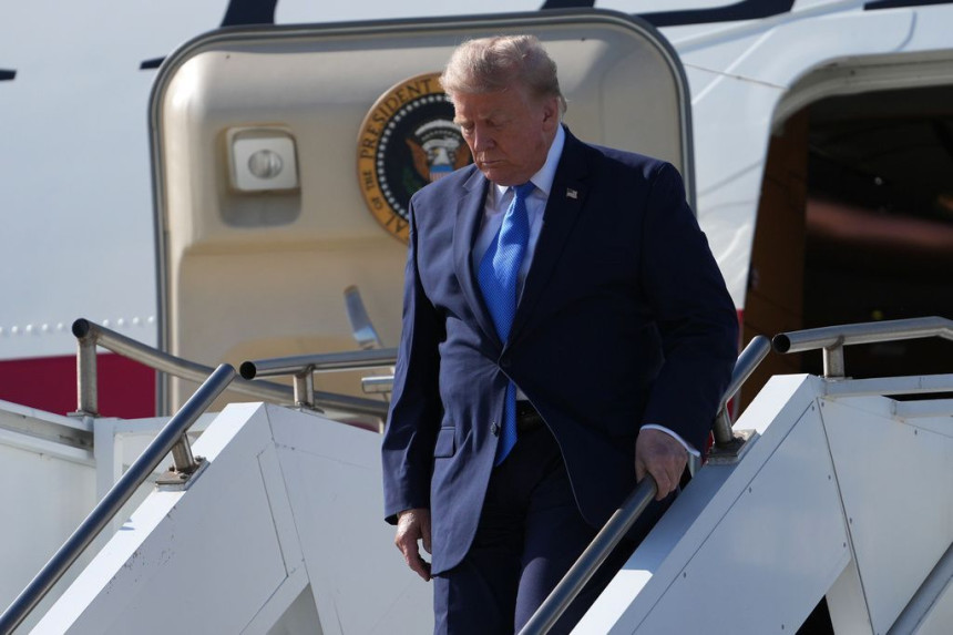 Трамп открио зашто је тајно промијенио авион у Турској