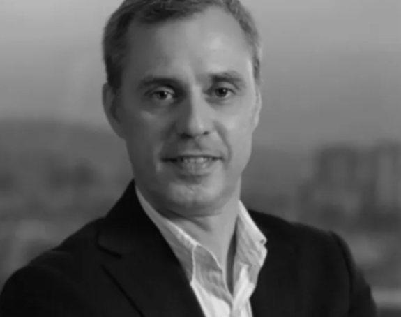 Директор телевизије пронађен мртав са повредама на тијелу