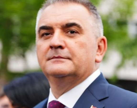 Премијер Српске дијели милионе преко друштвених мрежа
