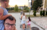 Porodični trenuci: Božović podijelio fotografiju iz šetnje