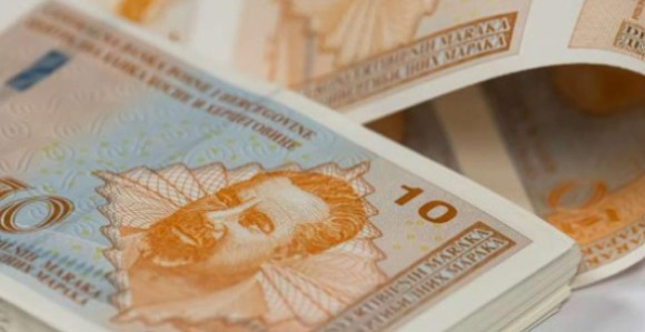 Пензионерима од Владе пред изборе 120, односно 80 марака