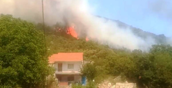 Požari na Zupcima kod Trebinja, vatra se širi velikom brzinom