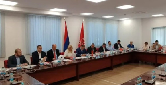 Режим уз пријетње и уцјене годинама контролише изборну вољу грађана