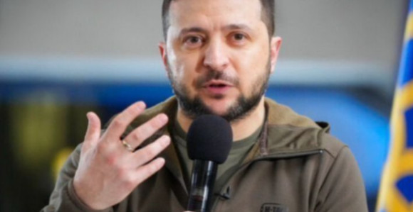 Zelenski čestitao Dan nezavisnosti: Ukrajina neće pasti