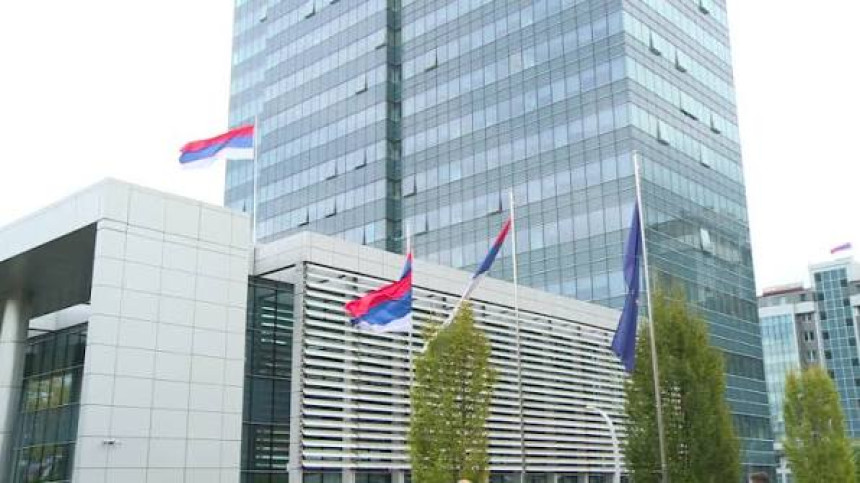 Влада Српске планира да се задужи 6,4 милијарде КМ