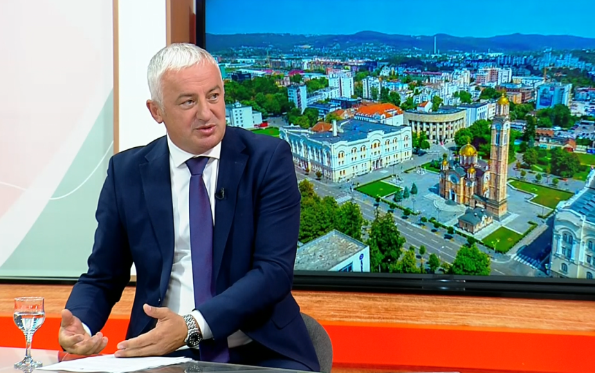 Опструкције СНСД-а и ХДЗ-а блокирају институције, док бројне афере односе милионе и нико не одговара!