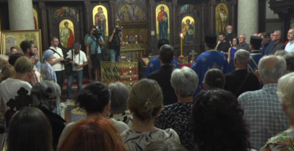 Помен генералу Младићу служен у Бањалуци, Бијељини и на Озрену