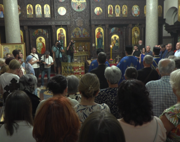 Помен генералу Младићу служен у Бањалуци, Бијељини и на Озрену
