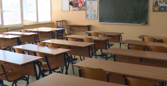 Alarmantni podaci: Skoro 2.000 đaka bilo na popravnom!