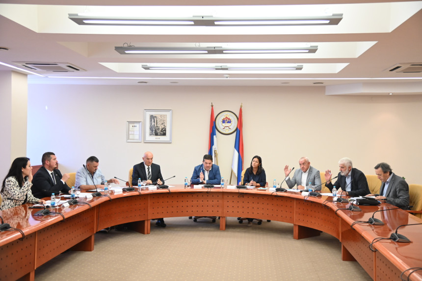 Veto Cvijanovićeve na Ustavnom sudu BiH, šta kaže NSRS