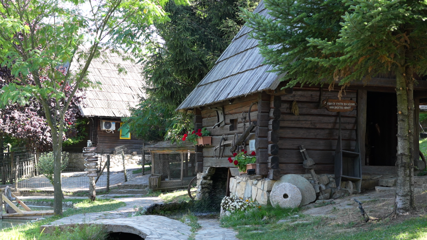Pretežno sunčano i veoma vruće, temperatura do 38 °C