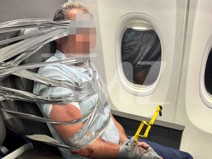 Agresivnog putnika zalijepili za sjedište u avionu (FOTO)