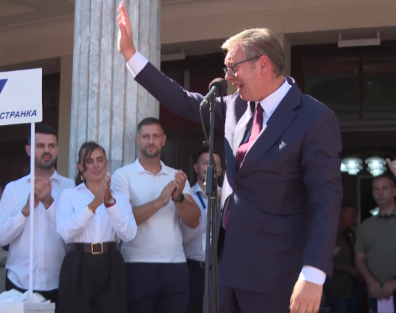 Вучић носилац листе и кандидат СНС-а за предсједника владе