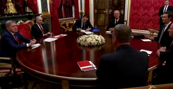 Москва потврдила: Не искључује се састанак Путина, Сија и Трампа