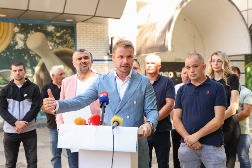 Станивуковић: Владин милионски криминал са некретнинама